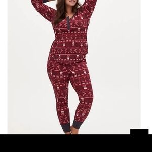 🆕RED FAIR ISLE & SKULL SLEEP SET